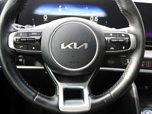 Used 2024 Kia Sportage SX FWD image 22