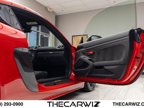 Used 2023 Porsche 718 Cayman GT4 RS RWD image 94