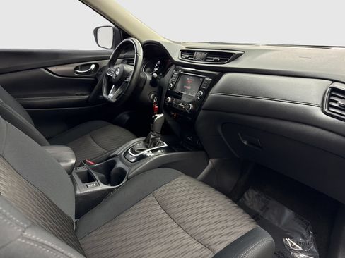 Used 2019 Nissan Rogue S w/ Special Edition Package FWD image 40