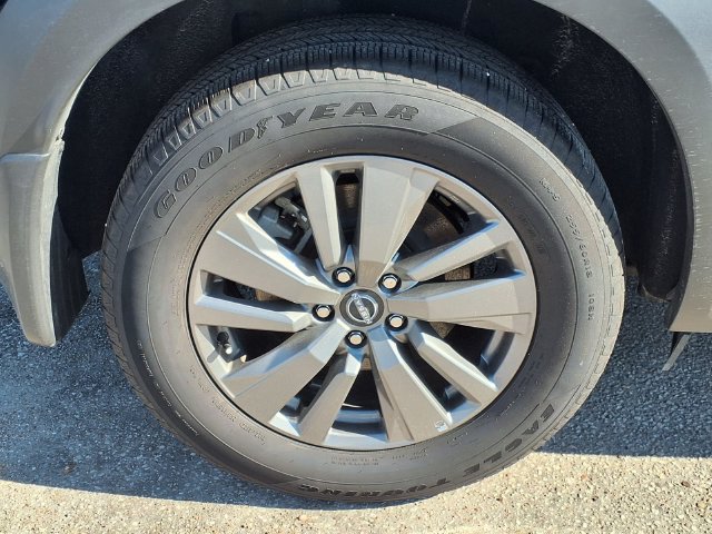 Used 2024 Nissan Pathfinder SV FWD image 10