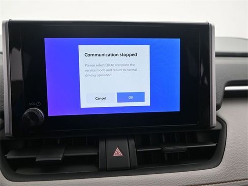 New 2025 Toyota RAV4 XLE w/ Convenience Package image 7