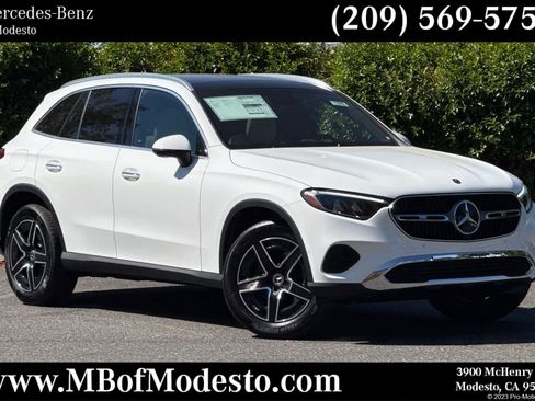 New 2026 Mercedes-Benz GLC 300 image 1