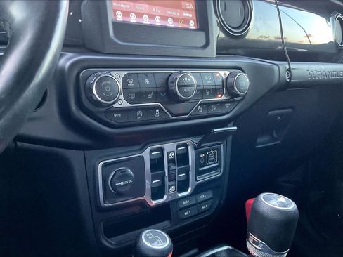Used 2020 Jeep Wrangler Unlimited Sport AWD/4WD image 32
