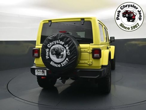 Certified 2023 Jeep Wrangler Unlimited Rubicon w/ Cold Weather Group AWD/4WD image 5