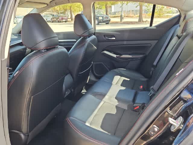 Used 2023 Nissan Altima 2.5 SR AWD/4WD image 16