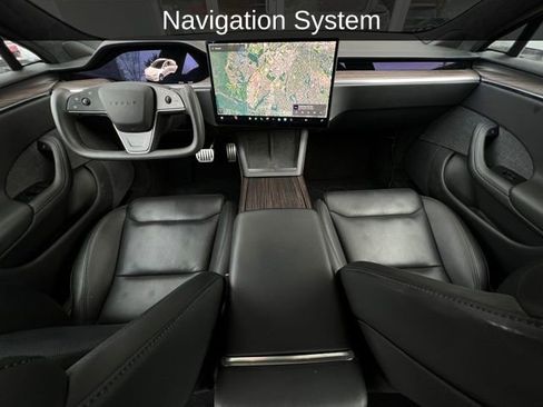 Used 2022 Tesla Model S image 2