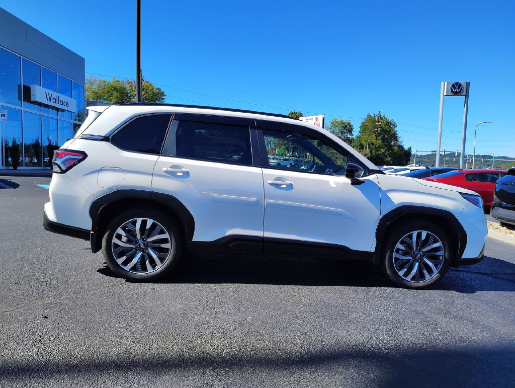 Certified 2025 Subaru Forester Touring AWD/4WD image 4