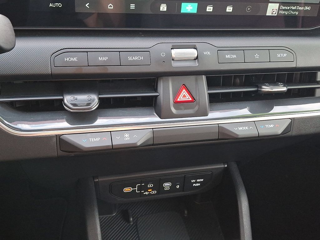 Certified 2025 Kia K4 EX FWD image 17