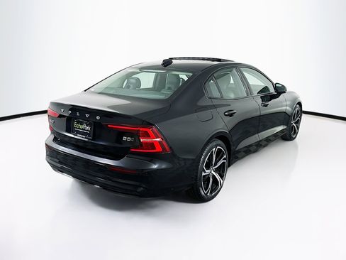 Used 2024 Volvo S60 B5 Plus image 9
