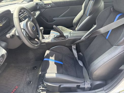 Used 2025 Subaru BRZ tS w/ Popular Package 2 RWD image 9