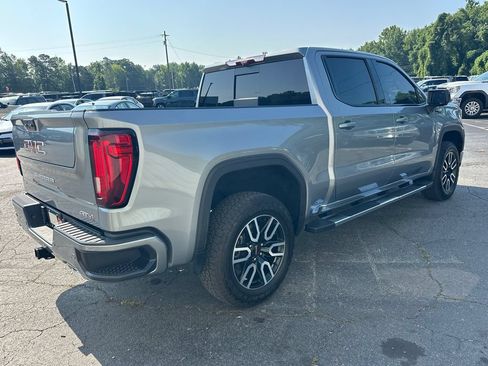 Used 2024 GMC Sierra 1500 AT4 w/ Technology Package AWD/4WD image 6