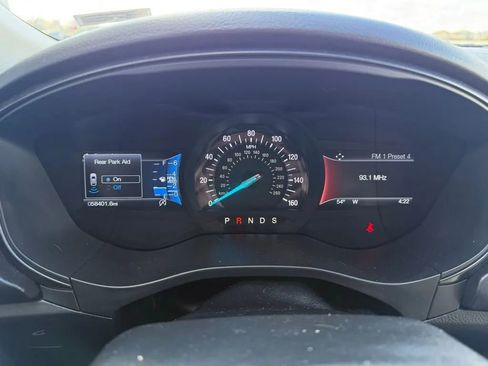 Used 2018 Ford Fusion SE w/ Equipment Group 201A image 19