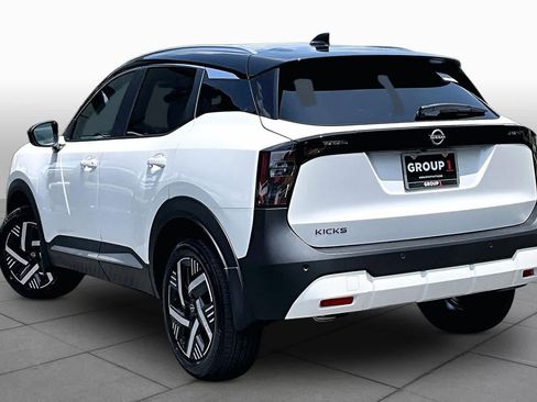 New 2026 Nissan Kicks SV w/ SV Premium Package FWD image 12