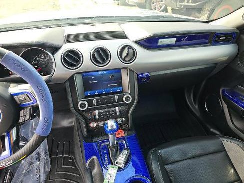 Used 2022 Ford Mustang Premium image 11