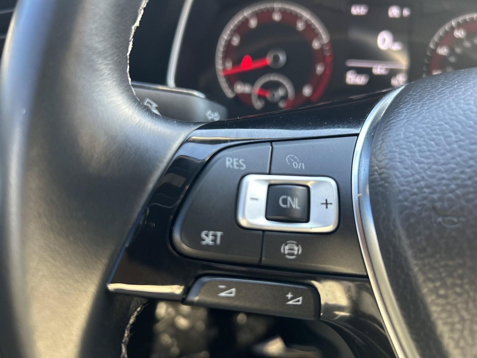 Used 2019 Volkswagen Jetta R-Line w/ R-Line Cold Weather Package FWD image 18