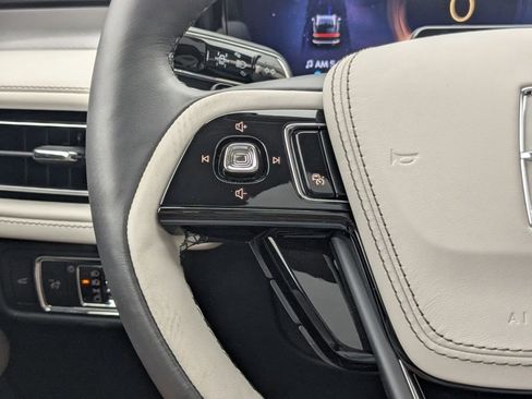 New 2026 Lincoln Aviator 2WD image 29