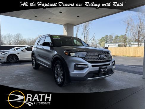 Used 2024 Ford Explorer Limited image 1