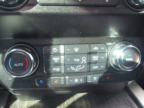 Used 2020 Ford F250 Lariat w/ Lariat Ultimate Package image 20