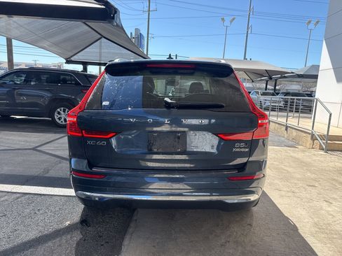 Used 2023 Volvo XC60 B5 Plus w/ Climate Package image 5