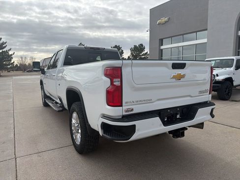 Used 2022 Chevrolet Silverado 3500 High Country image 3