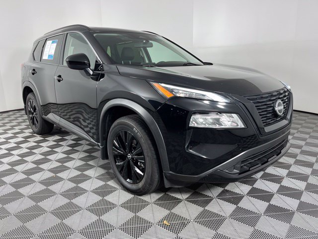 Used 2023 Nissan Rogue SV w/ SV Premium B Package FWD image 3