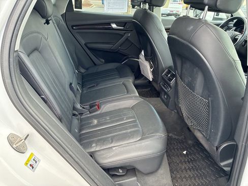 Used 2018 Audi Q5 2.0T Premium Plus w/ Premium Plus Package image 17