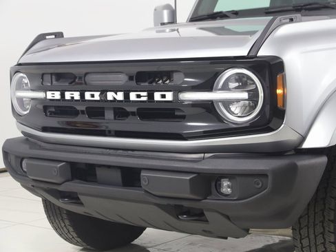 Used 2022 Ford Bronco Outer Banks image 56