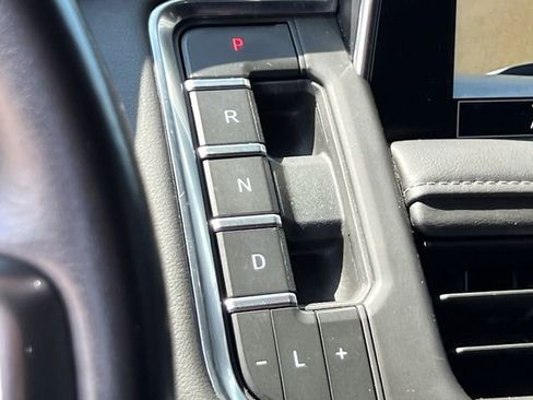 Used 2021 Chevrolet Tahoe Z71 w/ Rear Media and Nav Package image 29