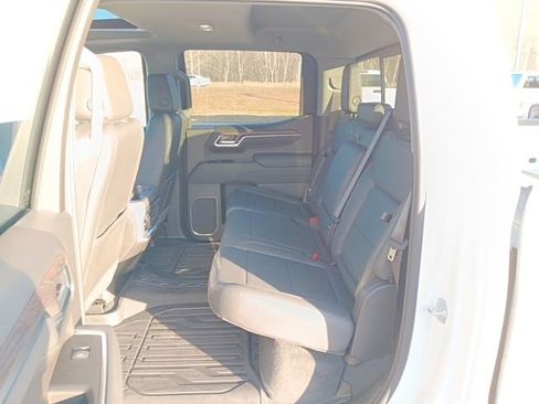 New 2026 GMC Sierra 1500 SLT w/ SLT Premium Package image 7