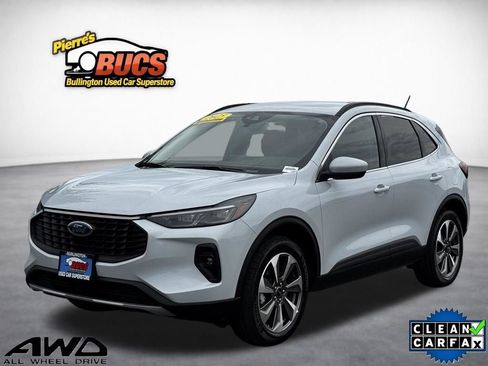 Used 2025 Ford Escape Platinum AWD/4WD image 1