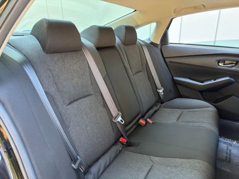 Used 2025 Honda Accord SE image 32