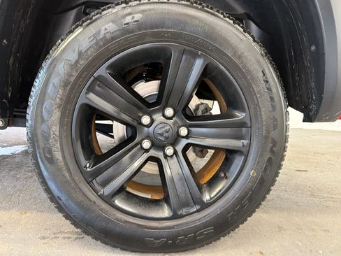 Used 2022 RAM 1500 Warlock w/ Electronics Group AWD/4WD image 12