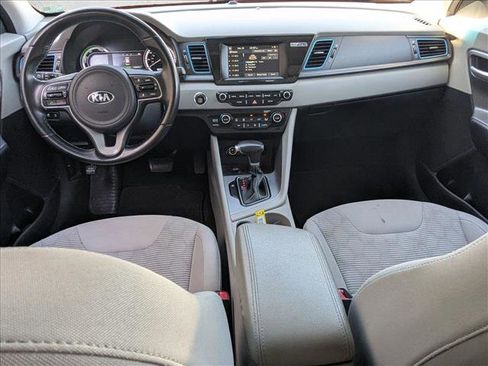 Used 2019 Kia Niro LX image 14
