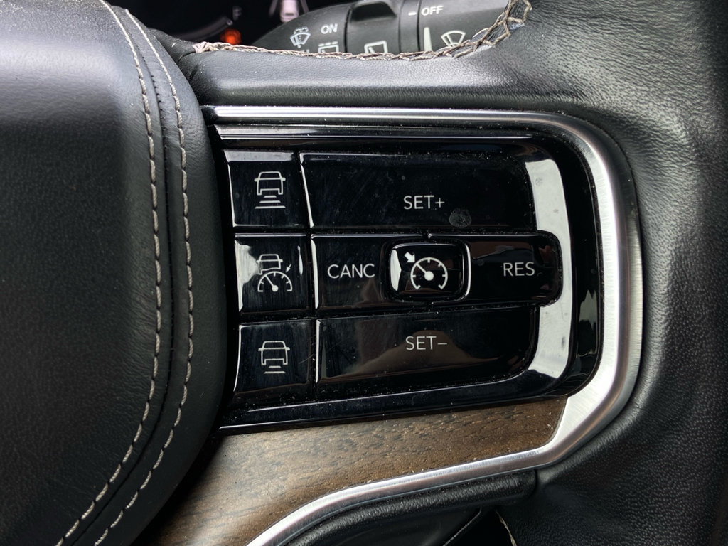 Used 2023 Jeep Grand Wagoneer Series II AWD/4WD image 23