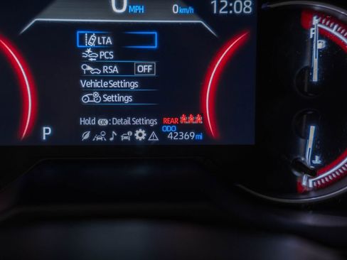 Used 2024 Toyota RAV4 LE image 43