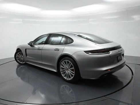 Certified 2020 Porsche Panamera GTS image 5