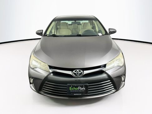 Used 2017 Toyota Camry LE w/ Moonroof Package FWD image 2