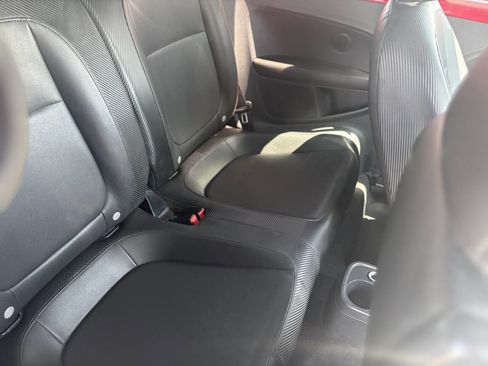 Used 2012 Volkswagen Beetle 2.5 image 22