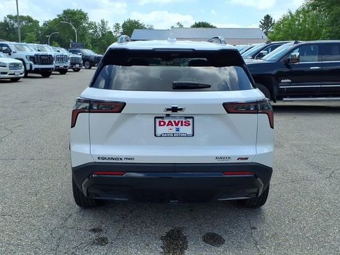 Used 2025 Chevrolet Equinox RS w/ Safety and Technology Package AWD/4WD image 4