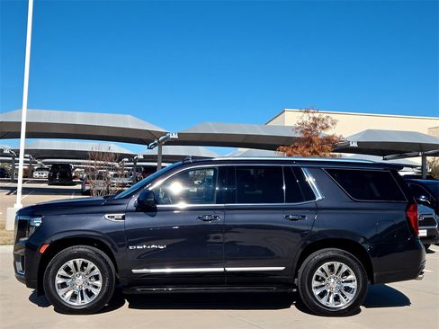 Used 2024 GMC Yukon Denali image 4