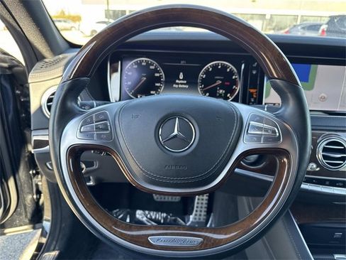 Used 2016 Mercedes-Benz S 550 4MATIC Sedan image 26