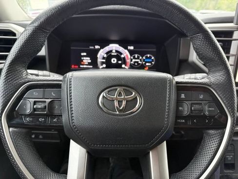 Used 2024 Toyota Sequoia SR5 w/ SR5 Premium Package AWD/4WD image 16
