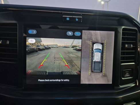 New 2026 Ford F250 Lariat w/ Black Appearance Package image 43