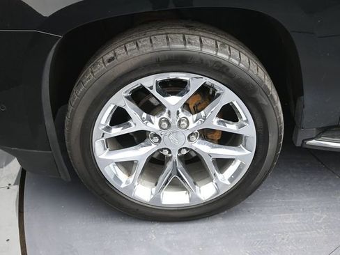Used 2020 Cadillac Escalade Luxury AWD/4WD image 24
