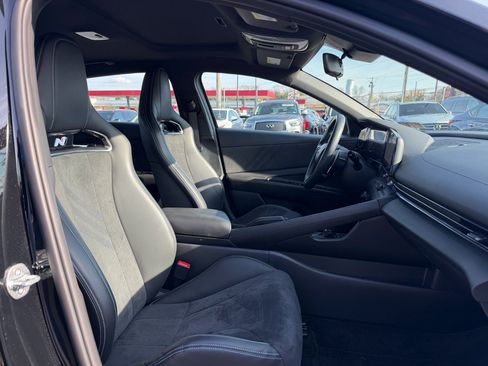 Used 2023 Hyundai Elantra N image 25