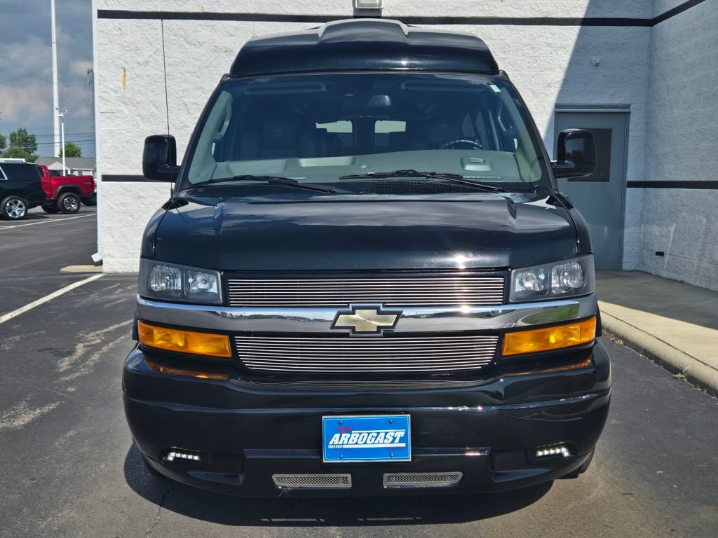 Used 2022 Chevrolet Express 2500 Extended w/ Enhanced Convenience Package RWD image 11