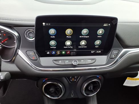 New 2025 Chevrolet Blazer LT w/ Midnight/Sport Edition image 22