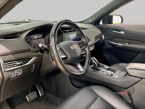 Used 2021 Cadillac XT4 Sport w/ Cold Weather Package FWD image 17