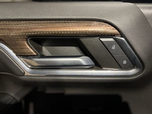 Used 2024 Chevrolet Silverado 1500 RST image 25