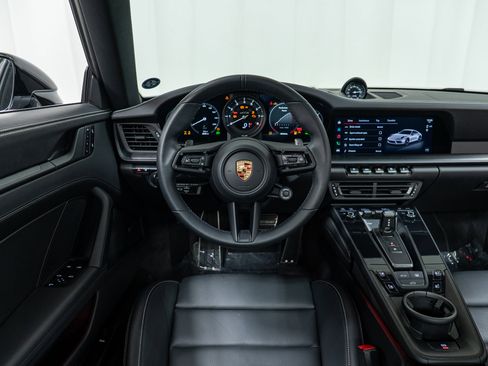 Certified 2024 Porsche 911 Carrera 4 GTS image 22